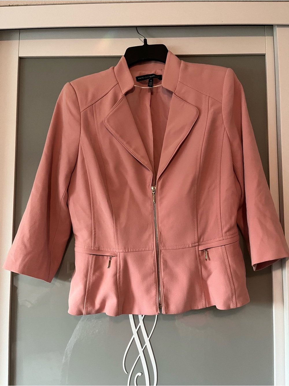 White House, black market, pink front zip moto blazer jacket 415